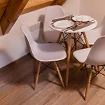 Apartment Romanticky Loft Parking U Hlavniho Nadrazi Olomouc
