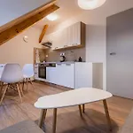 Apartment Romanticky Loft Parking U Hlavniho Nadrazi Olomouc
