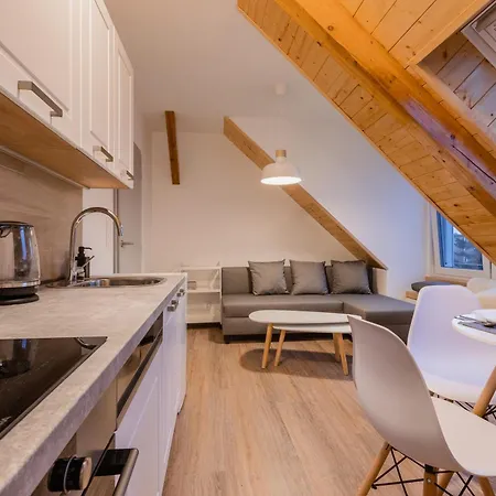 Romanticky Loft Parking U Hlavniho Nadrazi * Olomouc