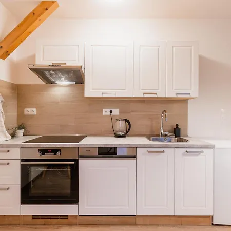 Romanticky Loft Parking U Hlavniho Nadrazi