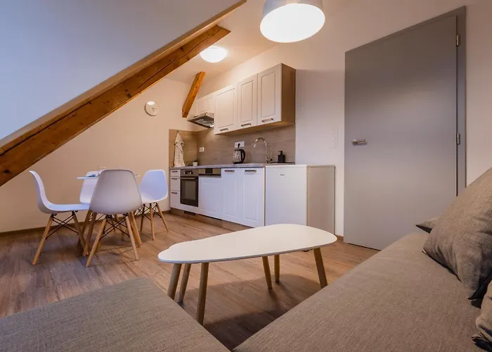 Romanticky Loft Parking U Hlavniho Nadrazi *