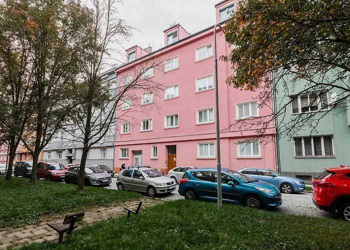 Romanticky Loft Parking U Hlavniho Nadrazi Appartement *