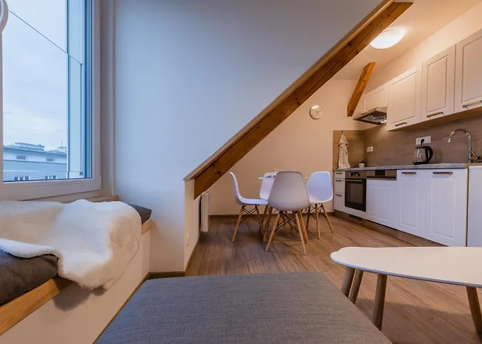 Romantický Loft Parking U Hlavního Nádraží Apartamento Olomouc